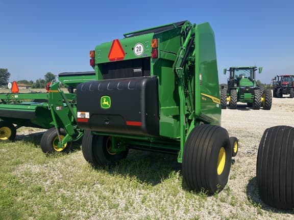 Image of John Deere 461M equipment image 4