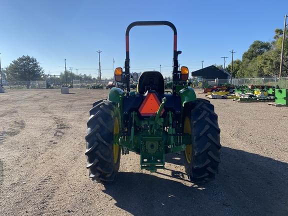 Image of John Deere 5050E equipment image 4