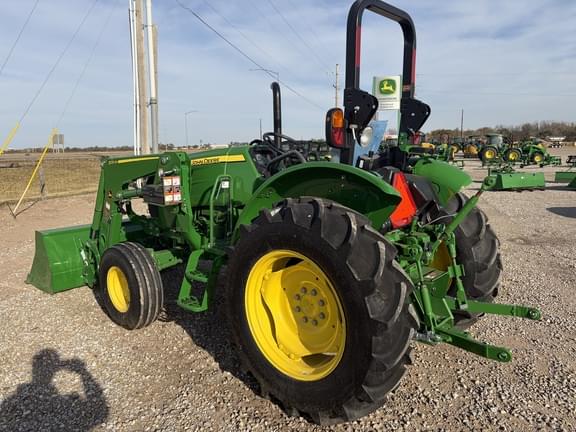 Image of John Deere 5050E equipment image 3
