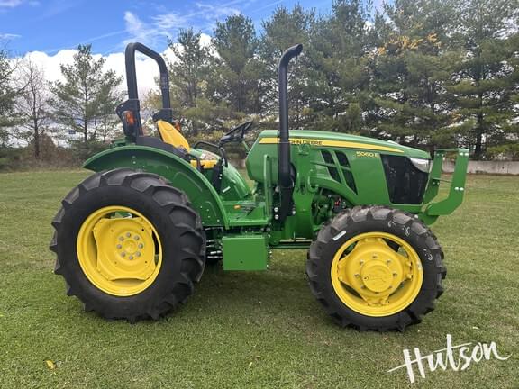 Image of John Deere 5060E Primary image