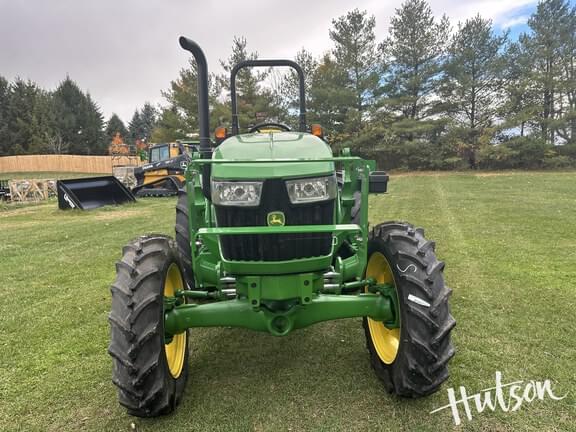 Image of John Deere 5060E equipment image 2