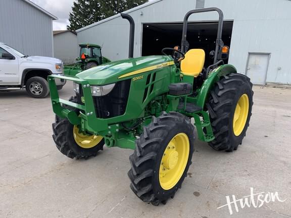 Image of John Deere 5060E equipment image 1