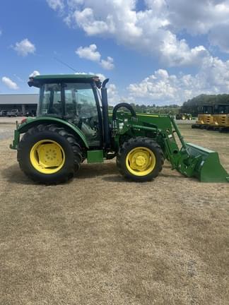 Image of John Deere 5060E equipment image 1