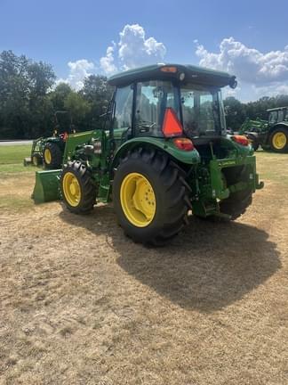 Image of John Deere 5060E equipment image 4