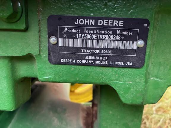 Image of John Deere 5060E equipment image 1
