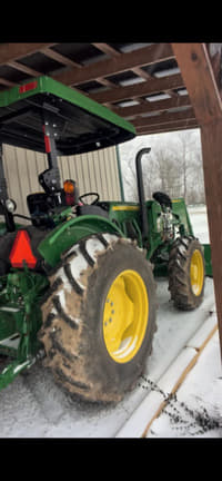 Image of John Deere 5060E equipment image 4