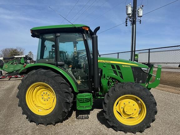 Image of John Deere 5060E Image 0