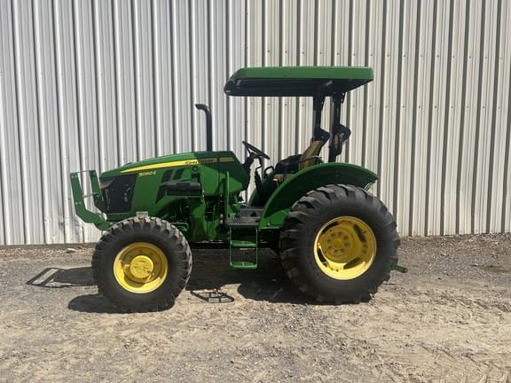 Image of John Deere 5060E Primary image