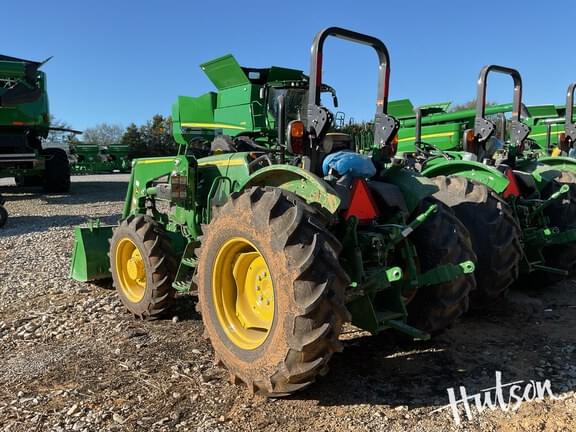 Image of John Deere 5060E equipment image 3