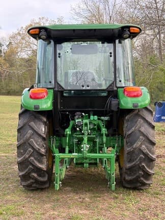 Image of John Deere 5060E equipment image 1