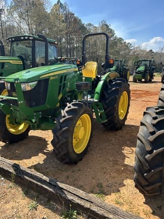 Image of John Deere 5060E equipment image 2