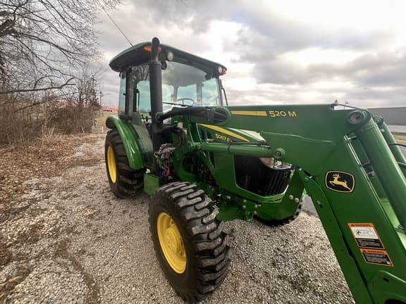 Image of John Deere 5067E equipment image 1