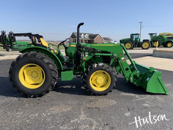 Image of John Deere 5067E equipment image 2