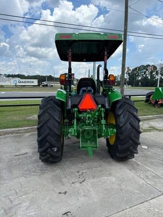 Image of John Deere 5067E equipment image 1