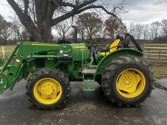Image of John Deere 5067E equipment image 3