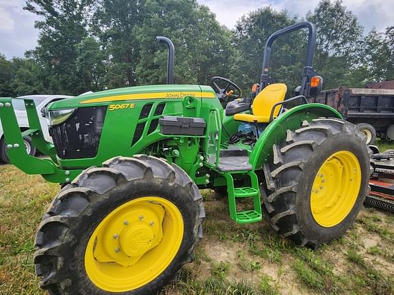 Image of John Deere 5067E Primary image
