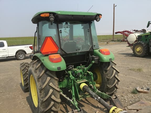 Image of John Deere 5067E equipment image 1