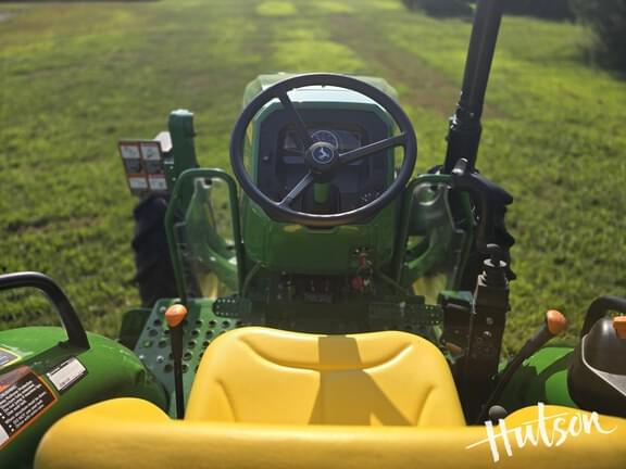 Image of John Deere 5075E equipment image 3