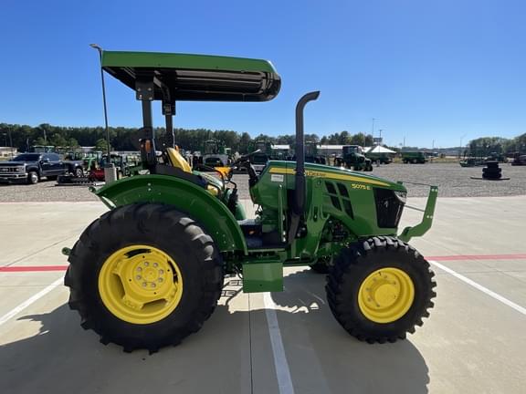 Image of John Deere 5075E equipment image 1