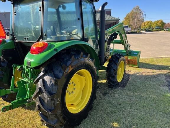 Image of John Deere 5075E equipment image 1