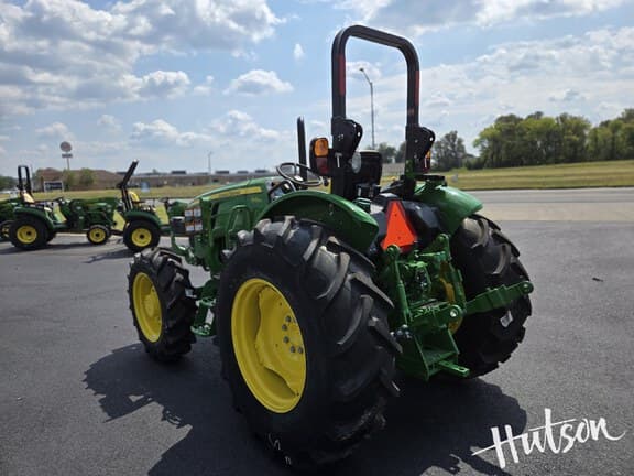 Image of John Deere 5075E equipment image 2
