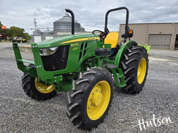 Image of John Deere 5075E equipment image 1