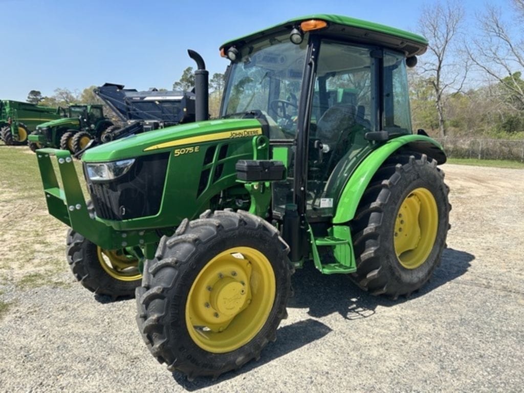 2024 John Deere 5075E Equipment Image0