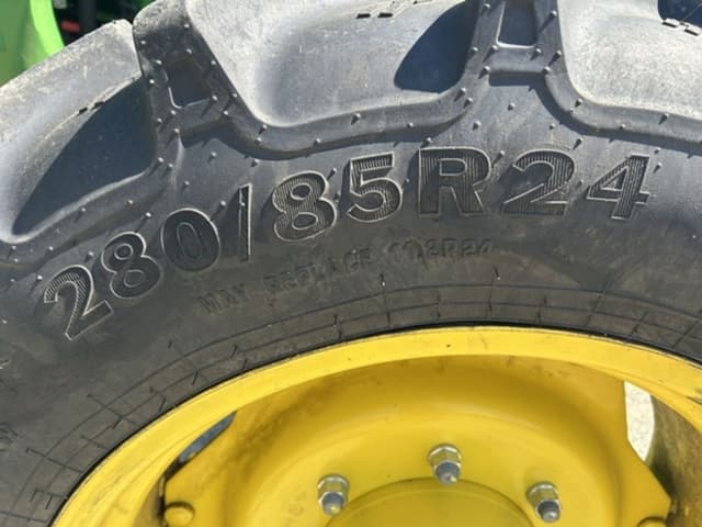 Image of John Deere 5075E equipment image 4