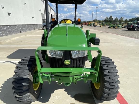 Image of John Deere 5075E equipment image 2