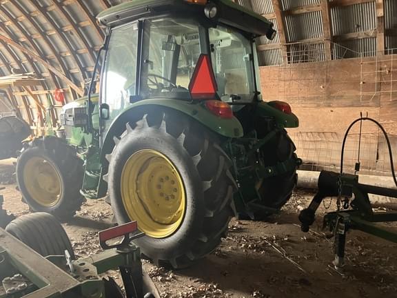 Image of John Deere 5075E equipment image 2