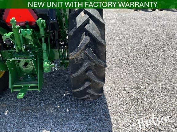 Image of John Deere 5075E equipment image 3