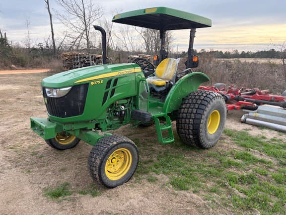 Image of John Deere 5075E Primary image