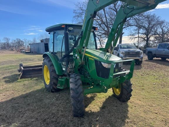 Image of John Deere 5075E equipment image 4