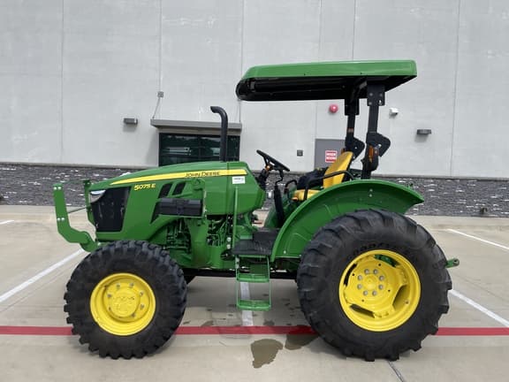Image of John Deere 5075E Primary image