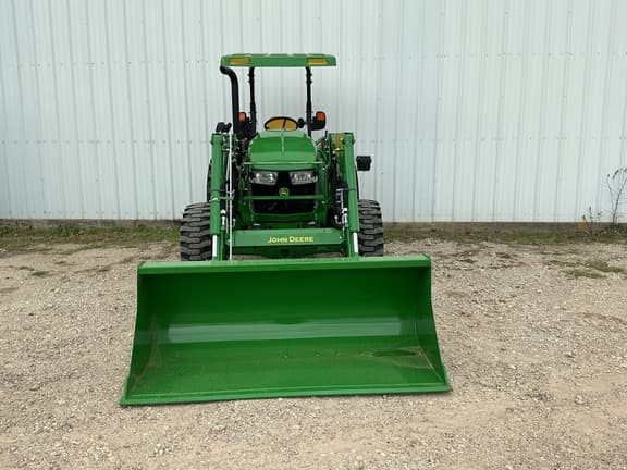 Image of John Deere 5075E equipment image 4