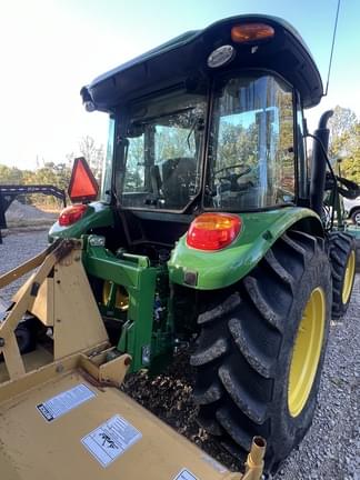 Image of John Deere 5075E equipment image 3