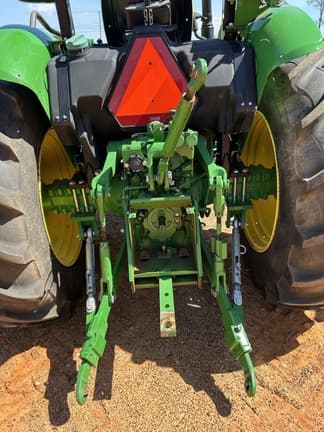 Image of John Deere 5075E equipment image 2