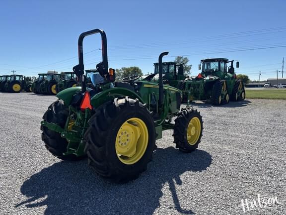 Image of John Deere 5075E equipment image 4