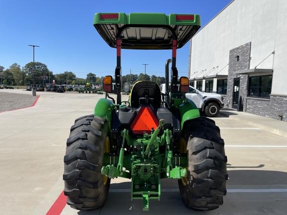 Image of John Deere 5075E equipment image 4