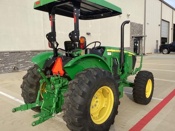 Image of John Deere 5075E equipment image 4