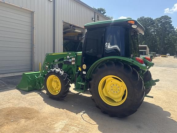 Image of John Deere 5075E equipment image 2
