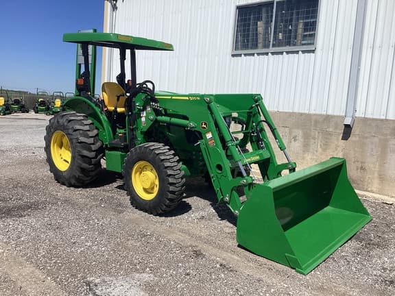 Image of John Deere 5075E equipment image 4