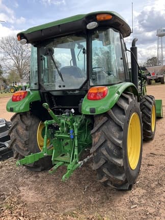 Image of John Deere 5075E equipment image 2