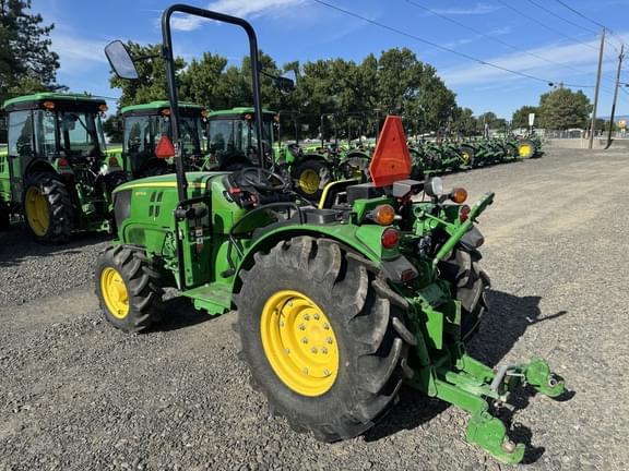 Image of John Deere 5075GL equipment image 2