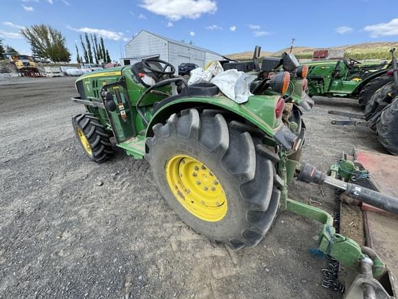 Image of John Deere 5075GL equipment image 2