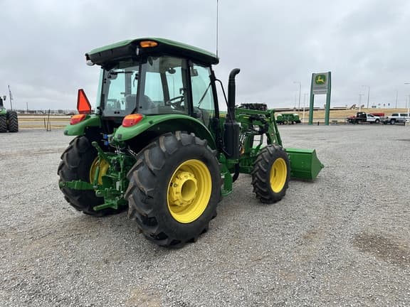 Image of John Deere 5090E equipment image 4