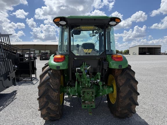 Image of John Deere 5090E equipment image 3