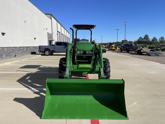Image of John Deere 5090E equipment image 1