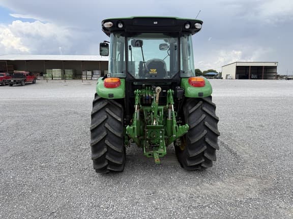 Image of John Deere 5095M equipment image 3