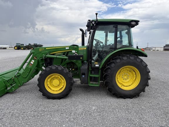 Image of John Deere 5095M equipment image 1